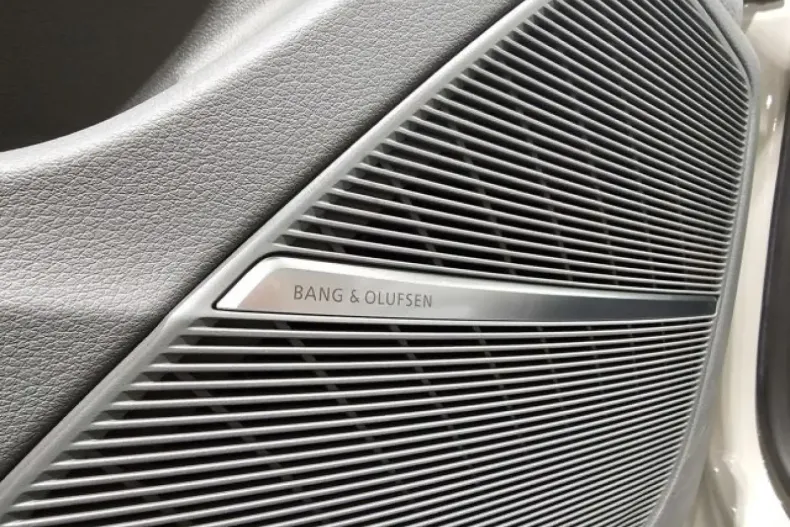 Audi Q8 din 2023 cu 55.693 km - oferta AUD145901 - foto 19