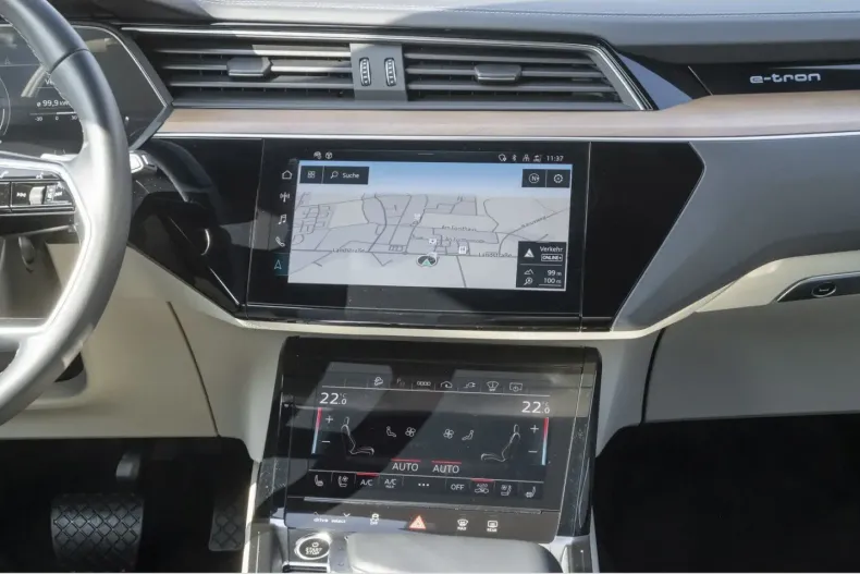 Audi Q8 din 2023 cu 73.262 km - oferta AUD145907 - foto 10