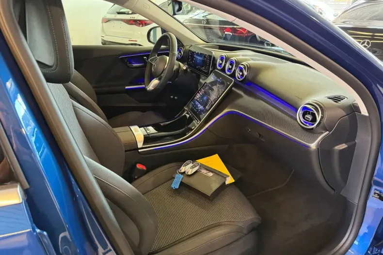 Mercedes-Benz C 300 din 2025 cu 9.197 km - oferta MER145909 - foto 9