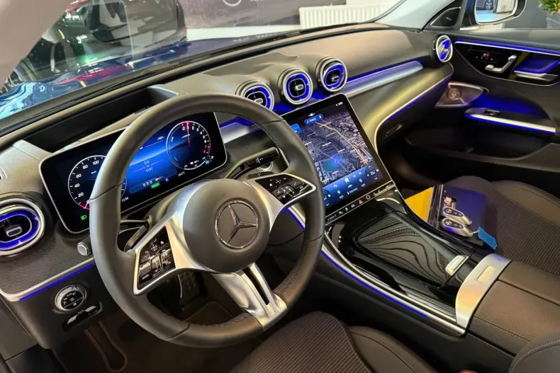 Mercedes-Benz C 300 din 2025 cu 9.197 km - oferta MER145909 - foto 16