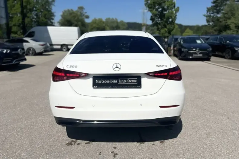 Mercedes-Benz C 300 din 2022 cu 47.500 km - oferta MER145913 - foto 4