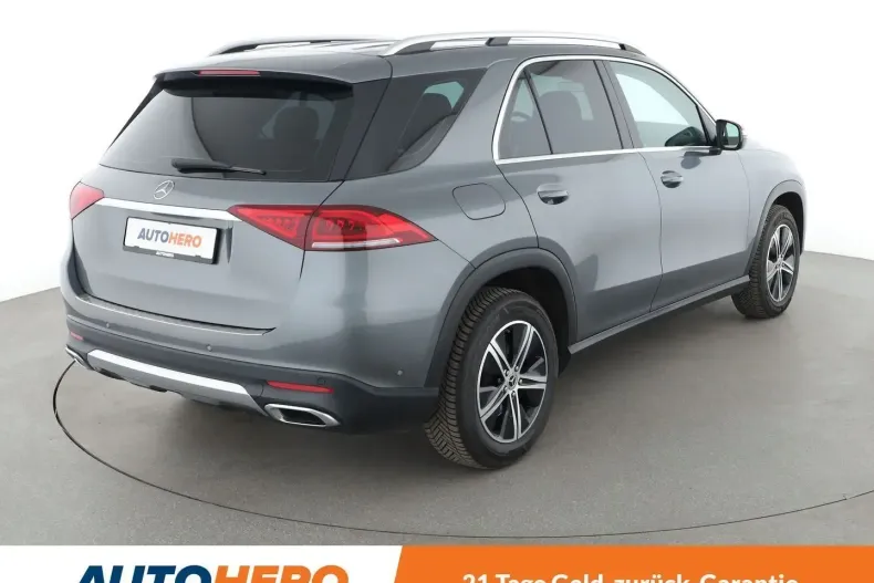 Mercedes-Benz GLE 300 din 2020 cu 48.965 km - oferta MER145917 - foto 3