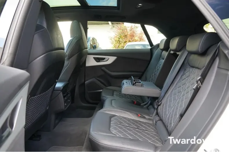 Audi Q8 din 2025 cu 17.228 km - oferta AUD145926 - foto 14