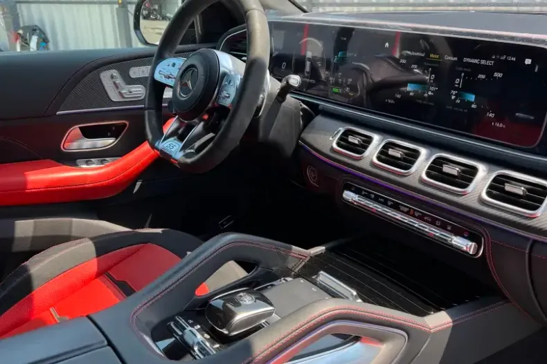 Mercedes-Benz GLE 53 AMG din 2023 cu 29.000 km - oferta MER145933 - foto 2