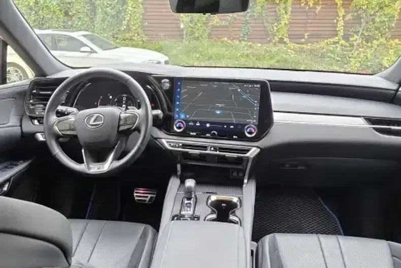 Lexus RX 500 din 2024 cu 11.000 km - oferta LEX145938 - foto 8