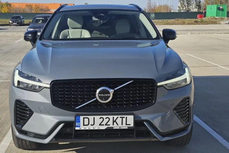Volvo XC60 din 2023 cu 64.000 km - oferta VOL145939 - foto 10