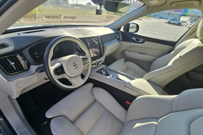 Volvo XC60 din 2023 cu 64.000 km - oferta VOL145939 - foto 15