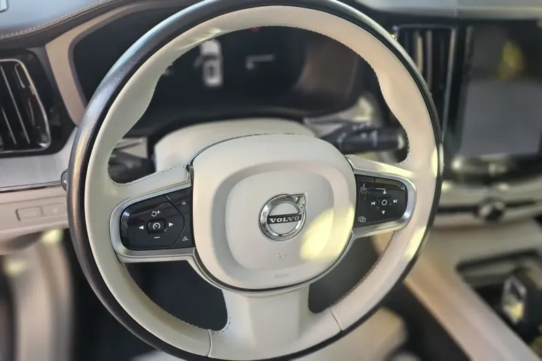 Volvo XC60 din 2023 cu 64.000 km - oferta VOL145939 - foto 20