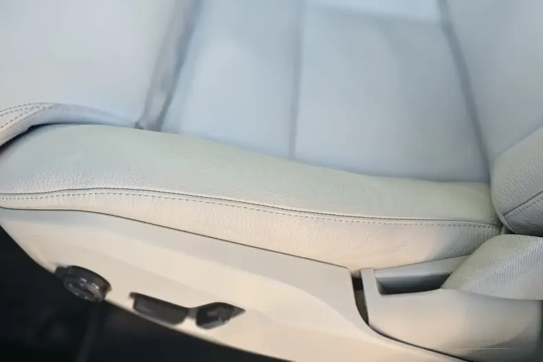 Volvo XC60 din 2023 cu 64.000 km - oferta VOL145939 - foto 21