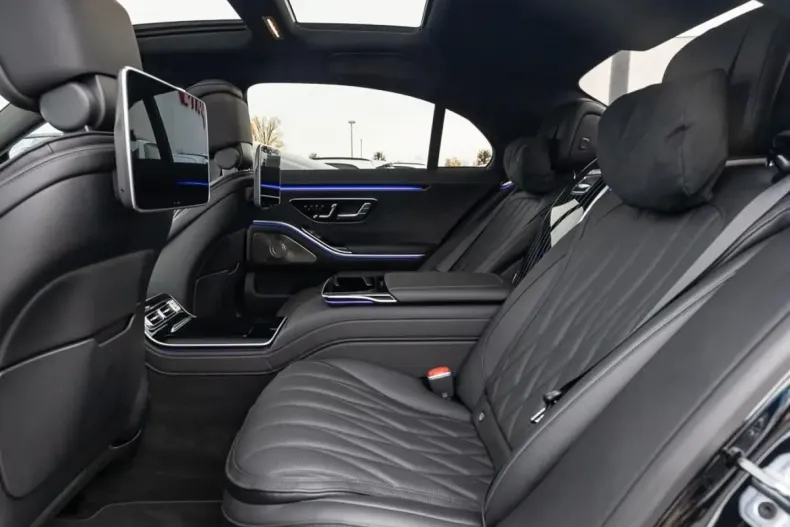 Mercedes-Benz S 63 AMG din 2024 cu 12.200 km - oferta MER145961 - foto 13