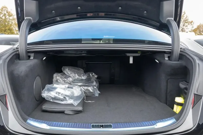 Mercedes-Benz S 63 AMG din 2024 cu 12.200 km - oferta MER145961 - foto 15