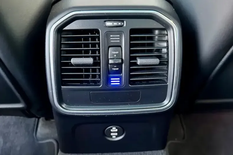 Porsche Macan din 2021 cu 95.000 km - oferta POR145969 - foto 19