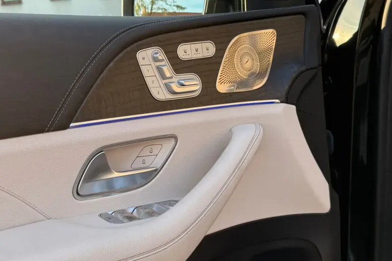 Mercedes-Benz GLS 400 din 2023 cu 10.000 km - oferta MER145972 - foto 17