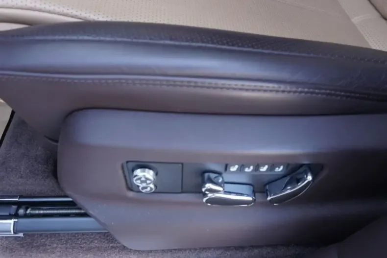 Bentley Bentayga din 2022 cu 54.500 km - oferta BEN145974 - foto 8