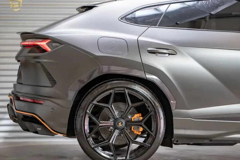 Lamborghini Urus din 2023 cu 6.200 km - oferta LAM145978 - foto 16