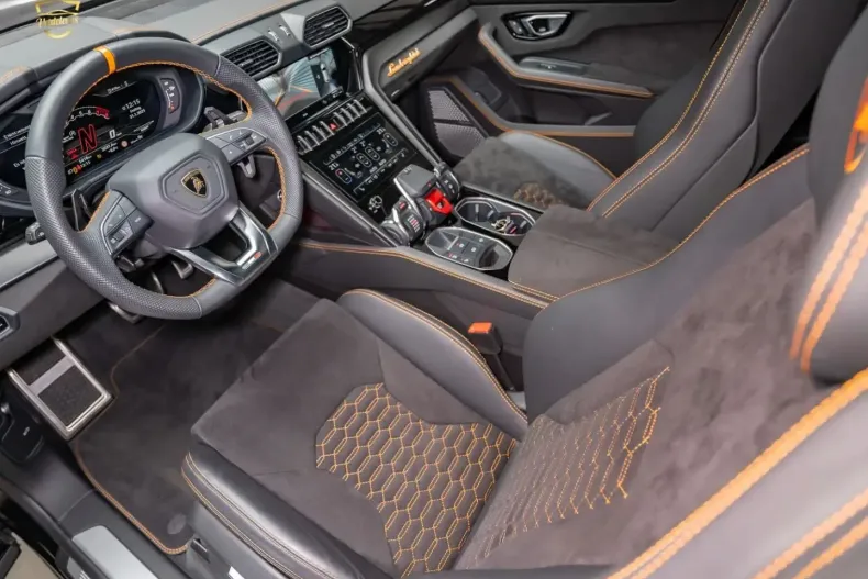 Lamborghini Urus din 2023 cu 6.200 km - oferta LAM145978 - foto 24