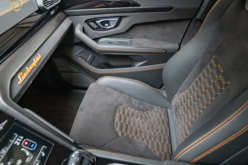 Lamborghini Urus din 2023 cu 6.200 km - oferta LAM145978 - foto 35