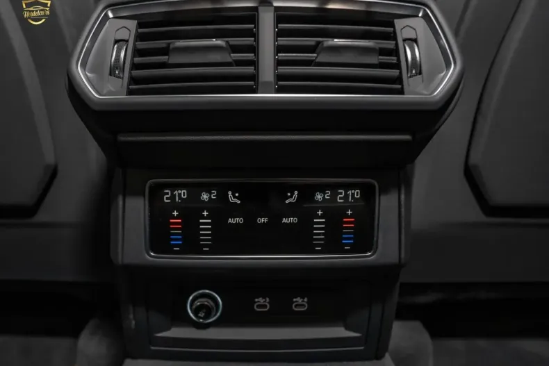 Lamborghini Urus din 2023 cu 6.200 km - oferta LAM145978 - foto 37