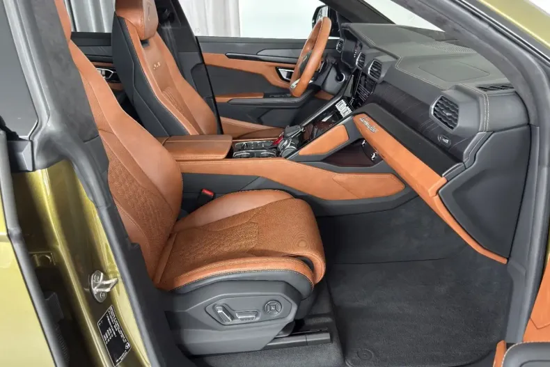 Lamborghini Urus din 2023 cu 26.564 km - oferta LAM145981 - foto 26