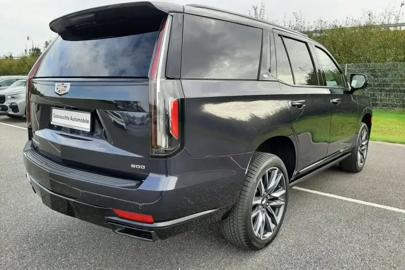Cadillac Escalade din 2023 cu 6.900 km - oferta CAD145985 - foto 3