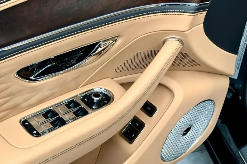 Bentley Flying Spur din 2024 cu 21.000 km - oferta BEN145986 - foto 17