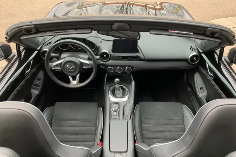 Mazda MX-5 din 2024 cu 12.130 km - oferta MAZ145991 - foto 5