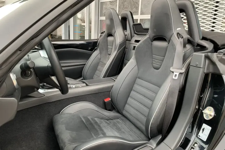 Mazda MX-5 din 2024 cu 12.130 km - oferta MAZ145991 - foto 6