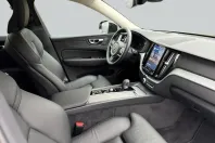 Volvo XC60 din 2025 cu 8.001 km - oferta VOL145994 - foto 13