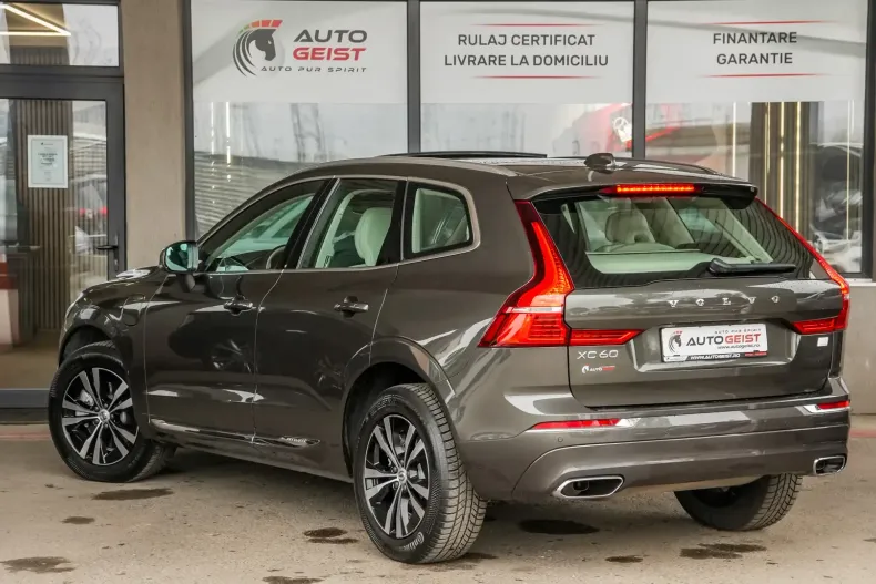 Volvo XC60 din 2020 cu 79.000 km - oferta VOL146001 - foto 8