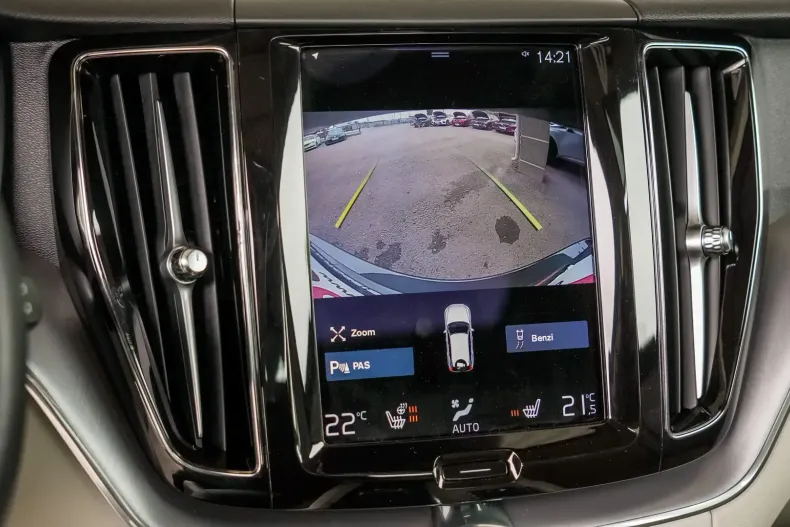 Volvo XC60 din 2020 cu 79.000 km - oferta VOL146001 - foto 14