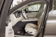 Volvo XC60 din 2020 cu 79.000 km - oferta VOL146001 - foto 25