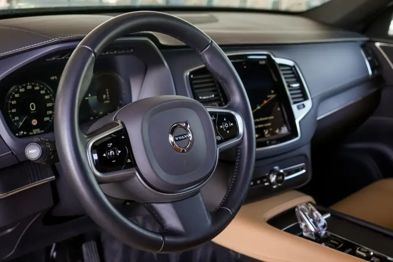 Volvo XC90 din 2020 cu 55.000 km - oferta VOL146008 - foto 21