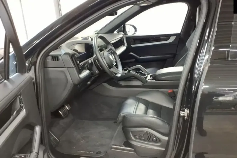 Porsche Cayenne din 2024 cu 49.980 km - oferta POR146015 - foto 6