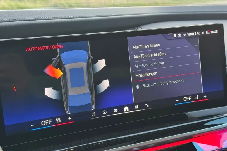 BMW i7 din 2024 cu 45.990 km - oferta BMW146018 - foto 14