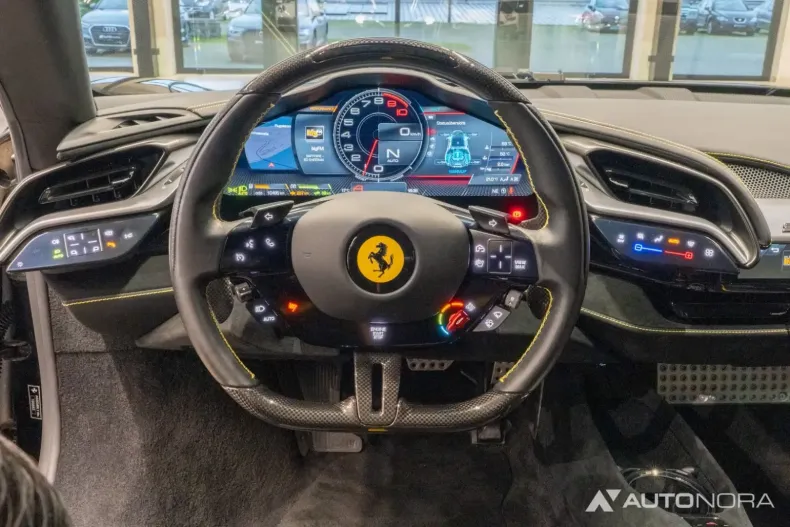 Ferrari SF90 din 2022 cu 10.000 km - oferta FER146023 - foto 43
