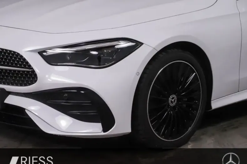 Mercedes-Benz CLE 220 din 2024 cu 27.981 km - oferta MER146026 - foto 3