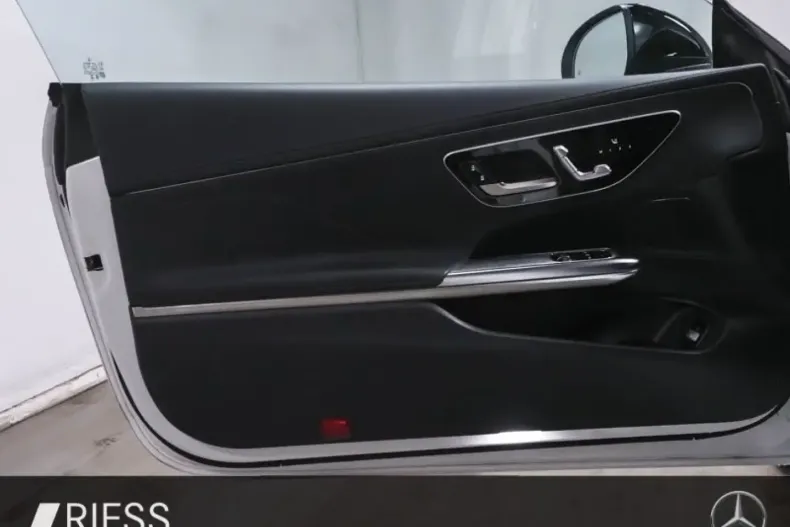 Mercedes-Benz CLE 220 din 2024 cu 27.981 km - oferta MER146026 - foto 9