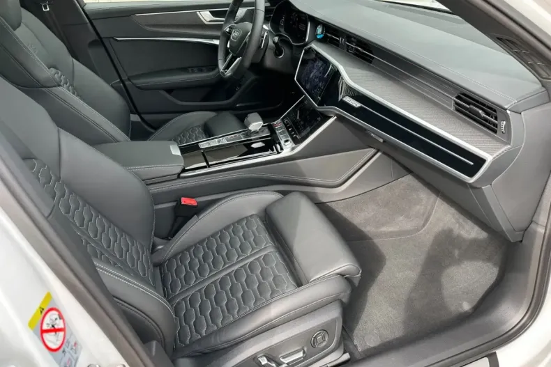 Audi RS6 din 2024 cu 21.000 km - oferta AUD146030 - foto 10