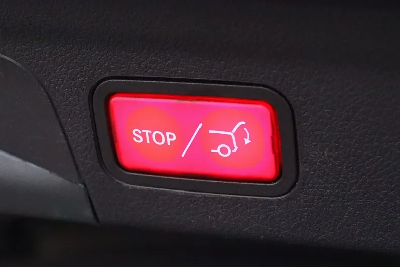 Mercedes-Benz GLE 350 din 2022 cu 55.921 km - oferta MER146037 - foto 19