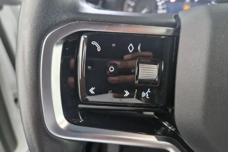 Land Rover Range Rover Evoque din 2022 cu 46.200 km - oferta LAN146038 - foto 32