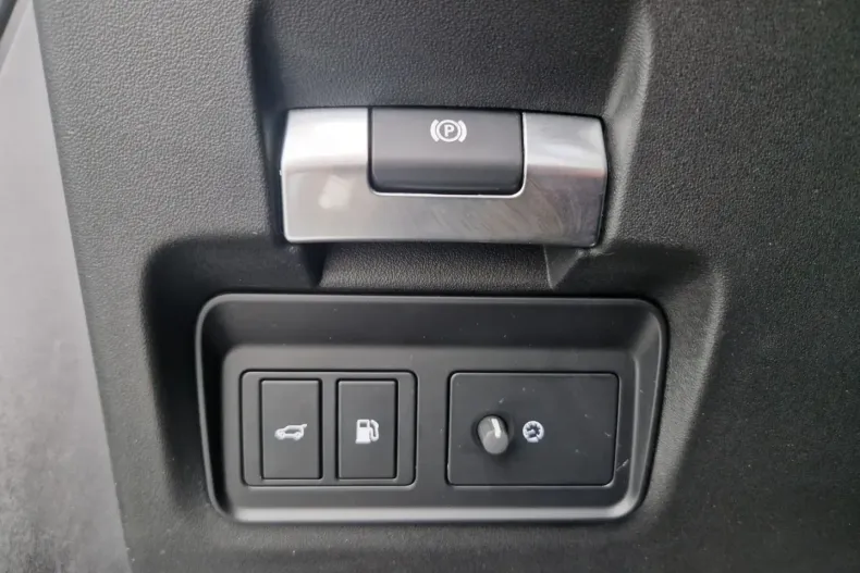 Land Rover Range Rover Evoque din 2022 cu 46.200 km - oferta LAN146038 - foto 36