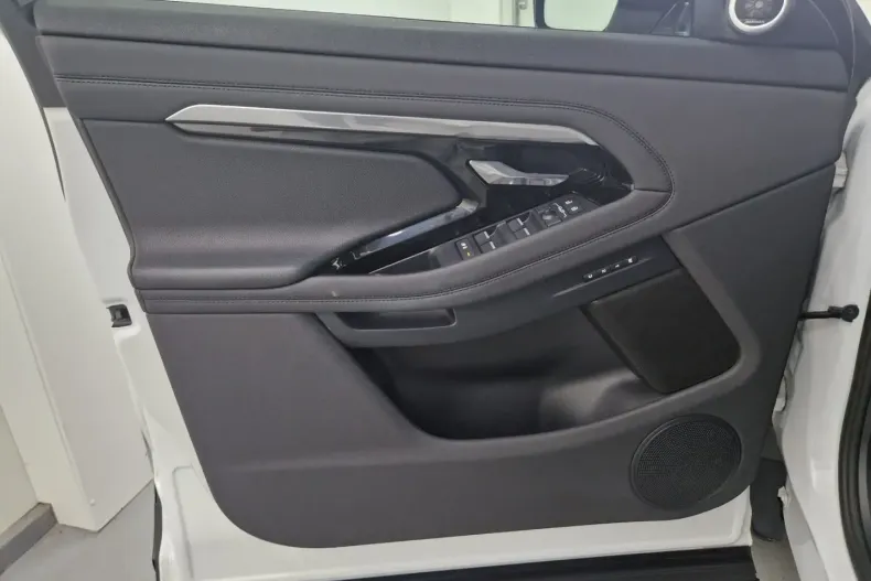 Land Rover Range Rover Evoque din 2022 cu 46.200 km - oferta LAN146038 - foto 37