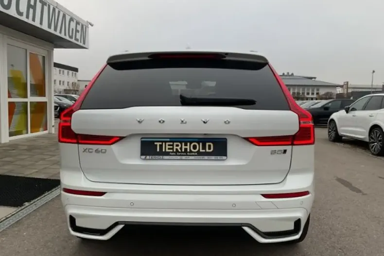 Volvo XC60 din 2025 cu 26.400 km - oferta VOL146044 - foto 6