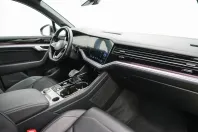 Volkswagen Touareg din 2023 cu 94.000 km - oferta VOL146058 - foto 6