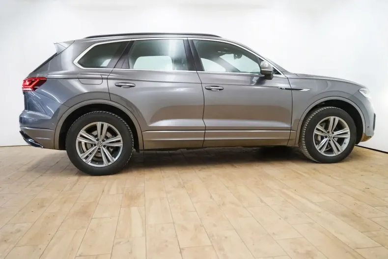 Volkswagen Touareg din 2023 cu 94.000 km - oferta VOL146058 - foto 8