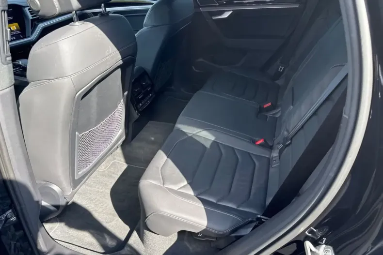 Volkswagen Touareg din 2021 cu 86.307 km - oferta VOL146060 - foto 7