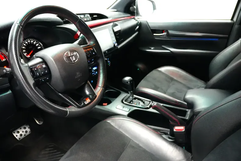 Toyota Hilux din 2023 cu 84.000 km - oferta TOY146066 - foto 7