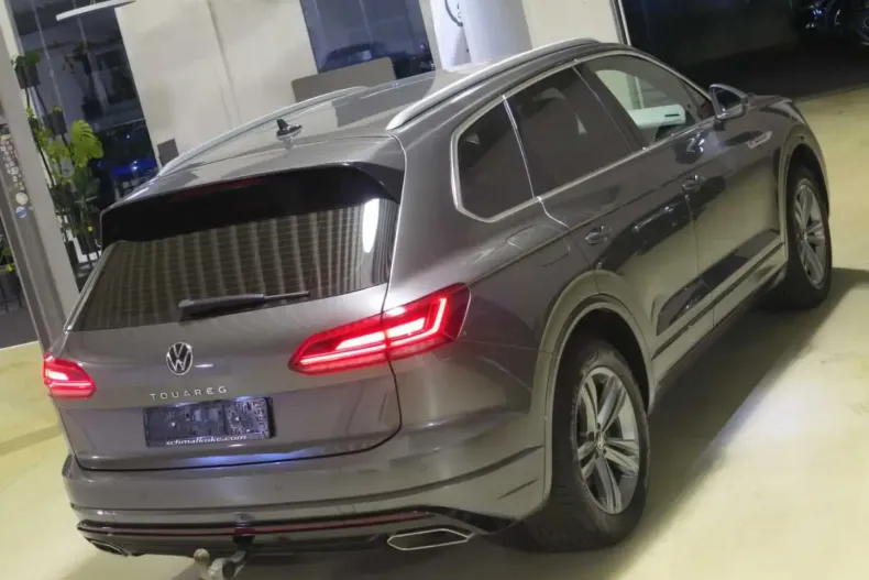 Volkswagen Touareg din 2021 cu 76.900 km - oferta VOL146083 - foto 3