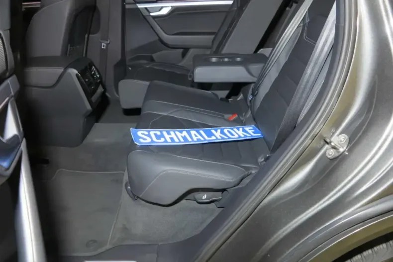 Volkswagen Touareg din 2021 cu 76.900 km - oferta VOL146083 - foto 5