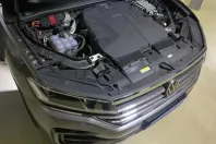 Volkswagen Touareg din 2021 cu 76.900 km - oferta VOL146083 - foto 8